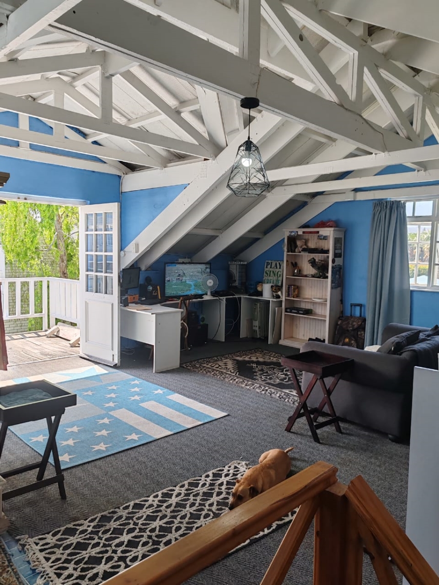 4 Bedroom Property for Sale in Kleinmond Western Cape